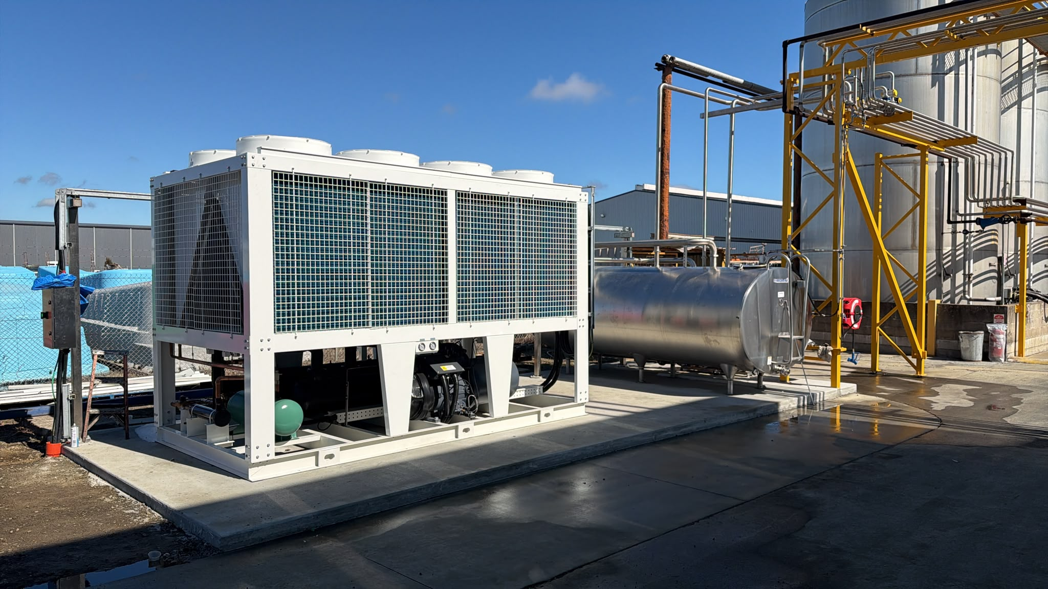 Air Cooled Screw Chiller Factor- Hisurp Air Cooled Screw Chiller ပရောဂျက်ကို သြစတြေးလျသို့ အောင်မြင်စွာ ပေးပို့ခဲ့သည်။